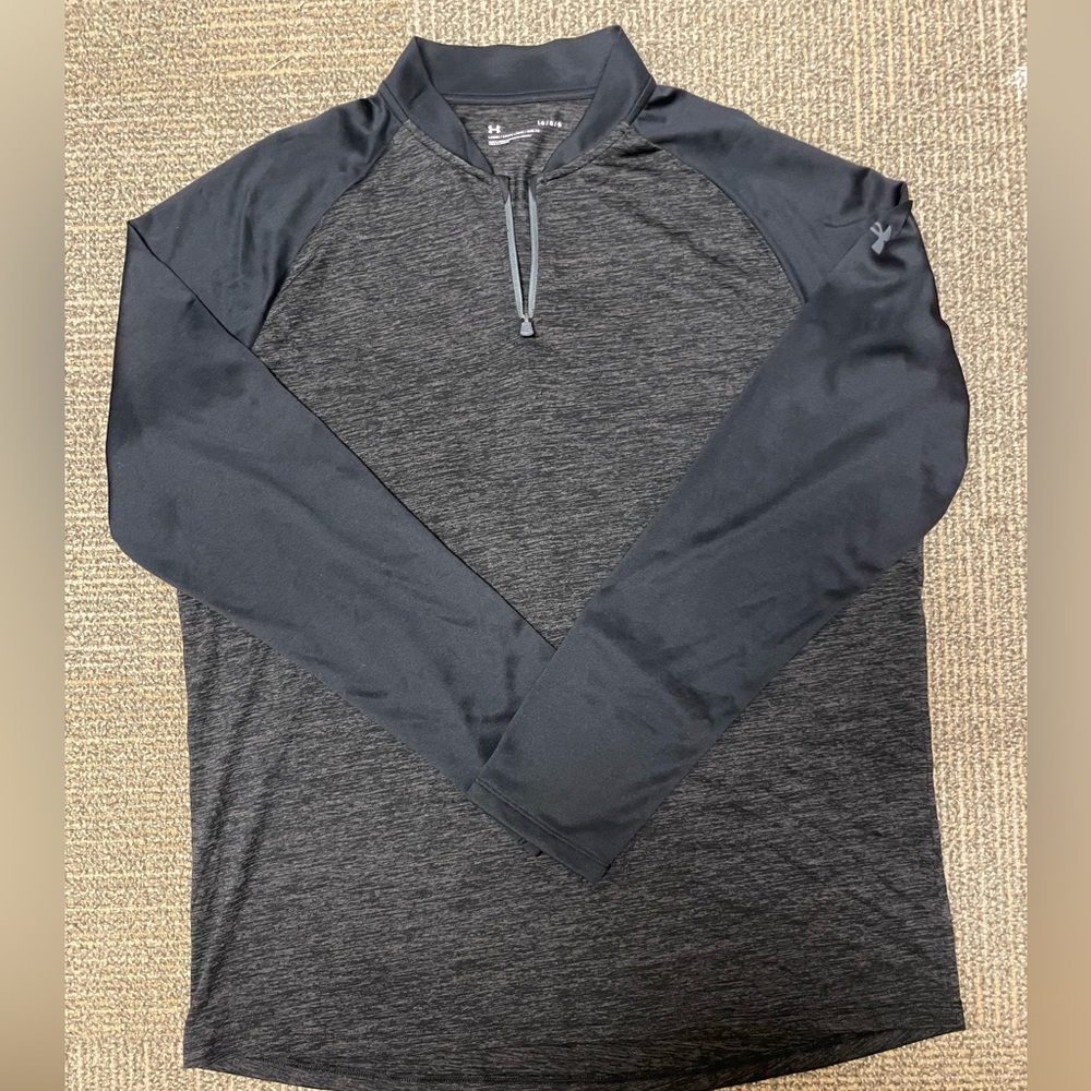 Men’s Under Armour Pullover Large